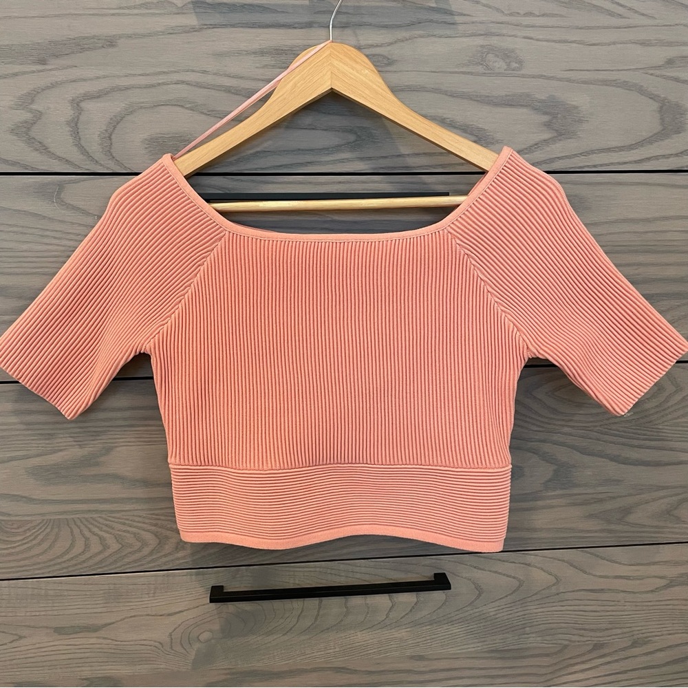 Endless Rose Peach Rosy Crop‎ Top